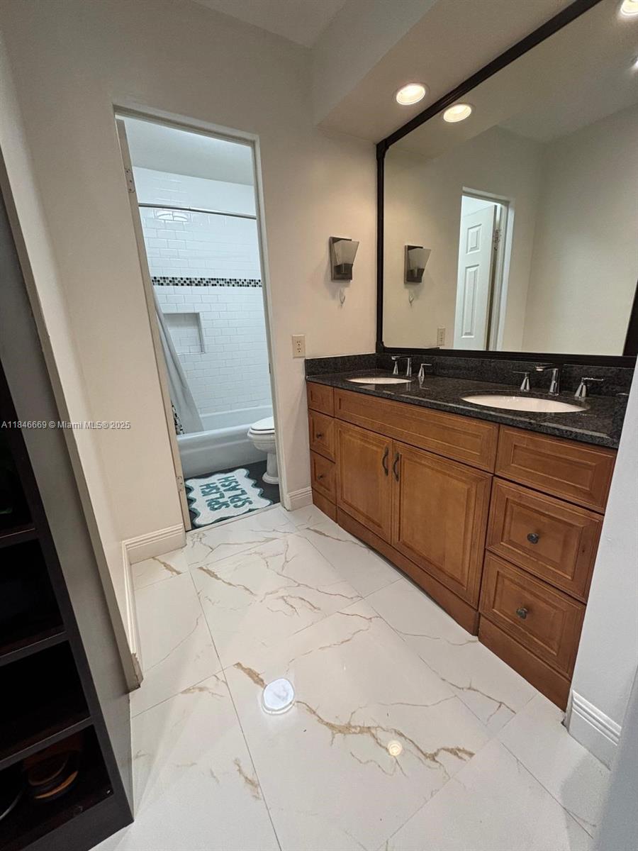 CYPRESS CLUB CONDO - Residential