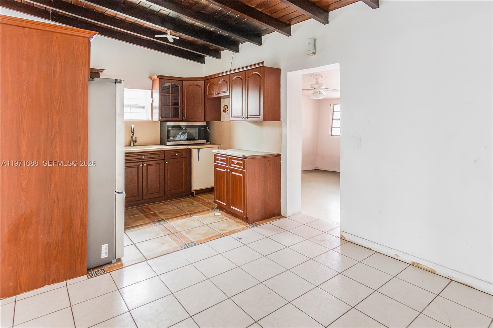 TROPICAL HIGHLANDS 3RD AD - Residential