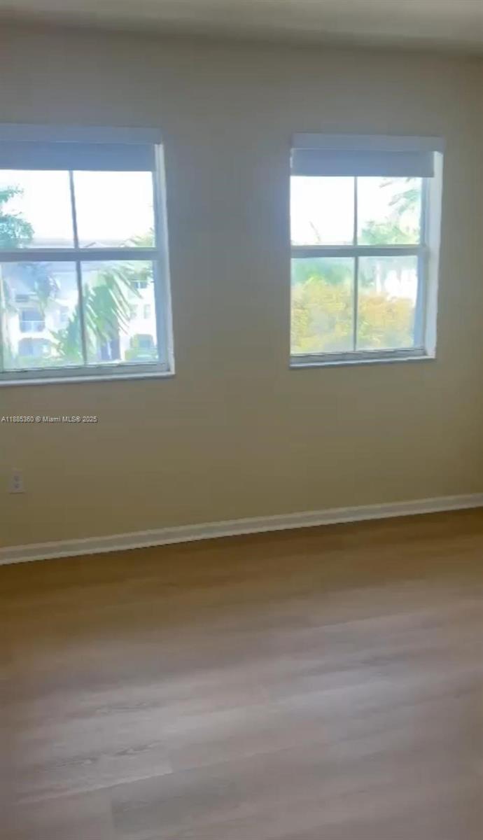 ST MORITZ AT DORAL CONDO - Residential