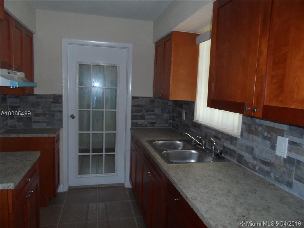 Avocado Villas - Residential