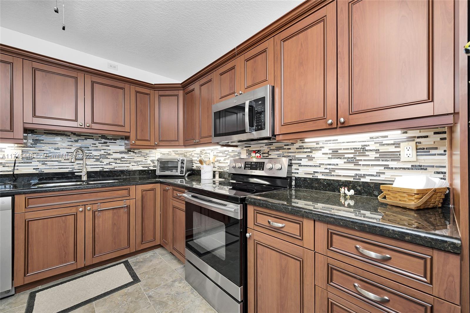 Property for Sale at 5208 Ne 24th Ter F318, Fort Lauderdale, Broward County, Florida - Bedrooms: 2 
Bathrooms: 1  - $260,000