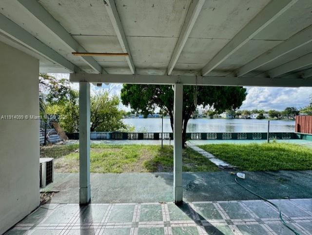 LAKESIDE ESTATES NO 2 - Residential Lease