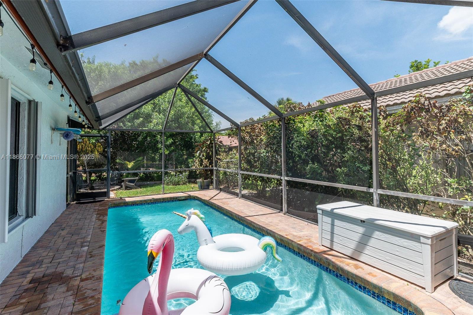 CORAL SPRINGS UNIVERSITY - Residential