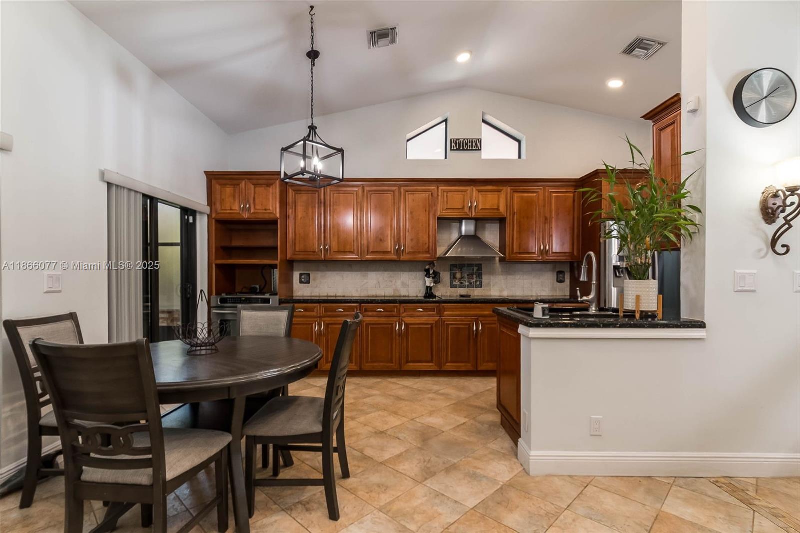 CORAL SPRINGS UNIVERSITY - Residential