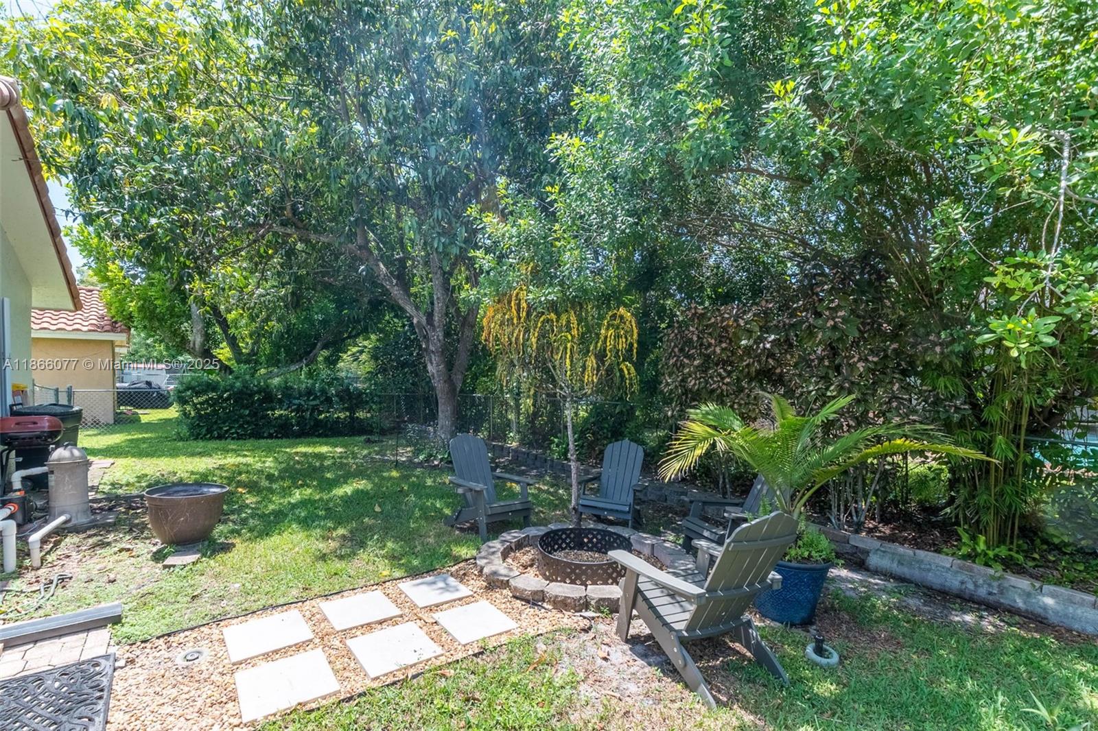 CORAL SPRINGS UNIVERSITY - Residential