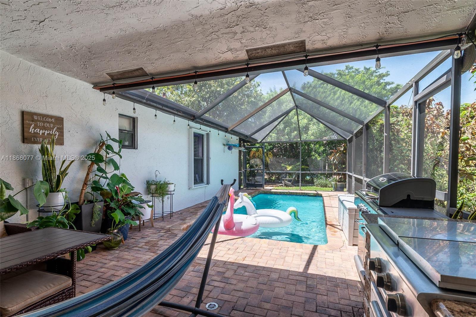 CORAL SPRINGS UNIVERSITY - Residential