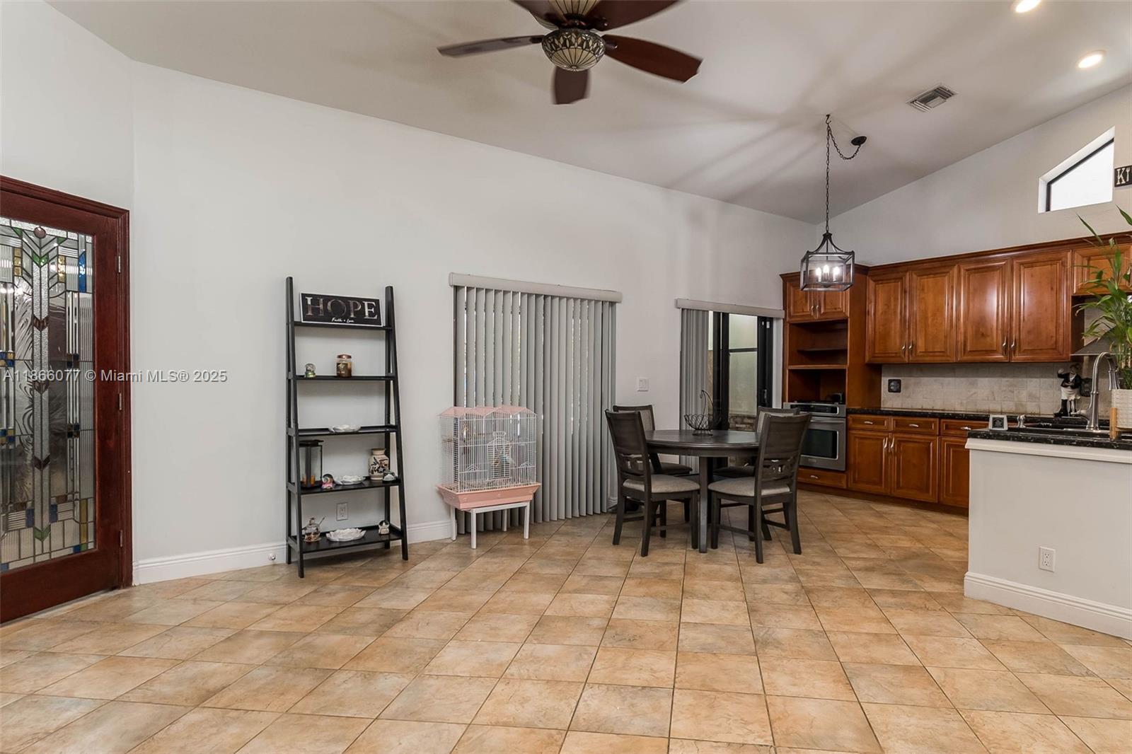 CORAL SPRINGS UNIVERSITY - Residential