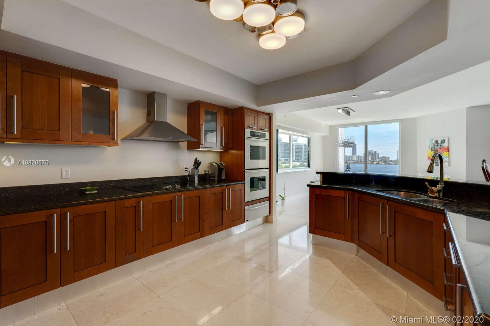 THE PENINSULA II CONDO - Residential