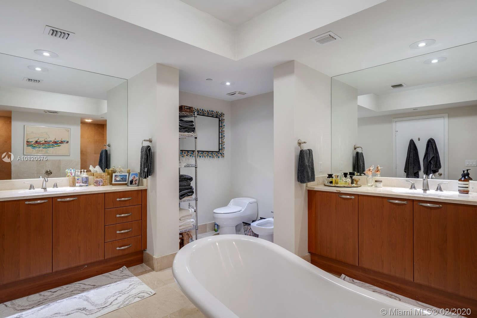 THE PENINSULA II CONDO - Residential