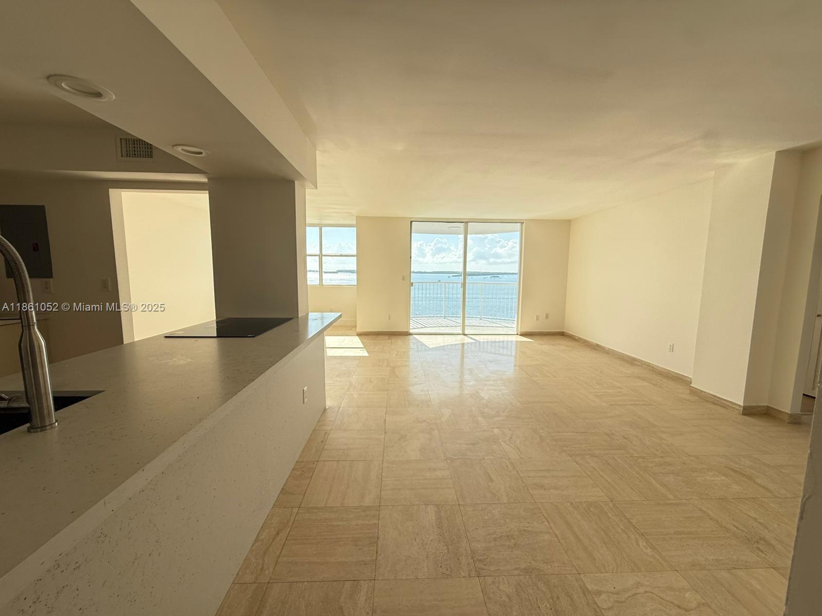 Direct Ocean View | Fully Renovated 3 Bed / 2 Bath in Prime Brickell
Wake up to endless ocean views in this stunningly renovated 3BR/2BA condo with direct water views from every bedroom. Featuring over 1,400 sqft of modern living space, this unit offers a brand-new kitchen with stainless steel appliances, new bedroom flooring, updated bathrooms, and in-unit washer/dryer. Located on a quiet street in the heart of Brickell, just steps from top dining, shopping, and entertainment. All assessments have been paid by the seller. Stylish, spacious, and move-in ready—this is the best value in Brickell for oceanfront living.