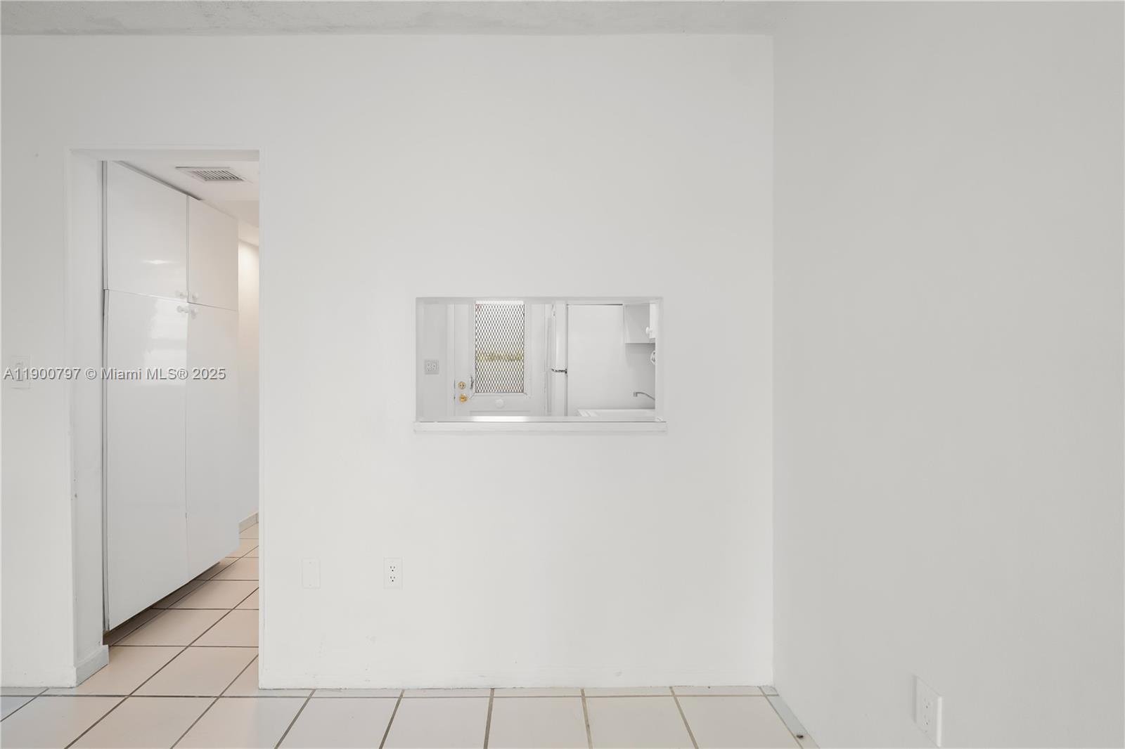 POINT EAST SEC III CONDO - Residential