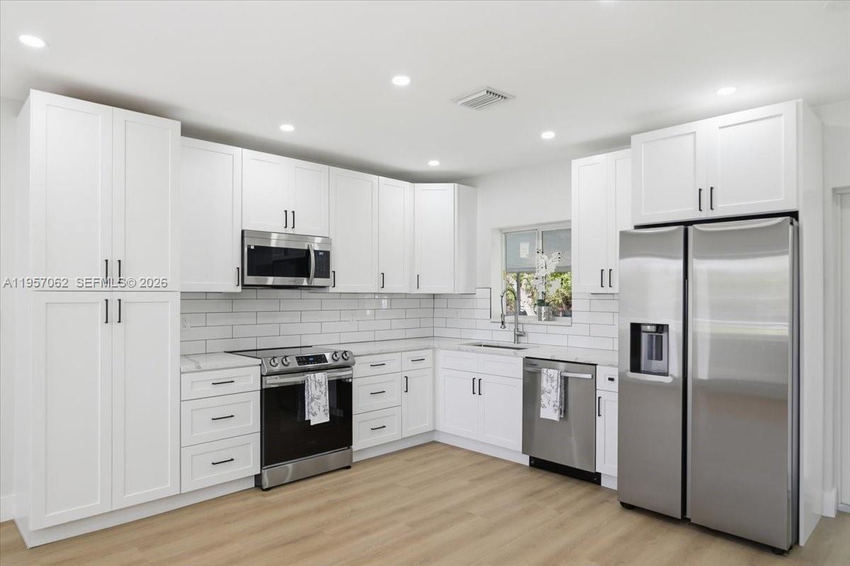 OPA LOCKA 2ND REV PL - Residential