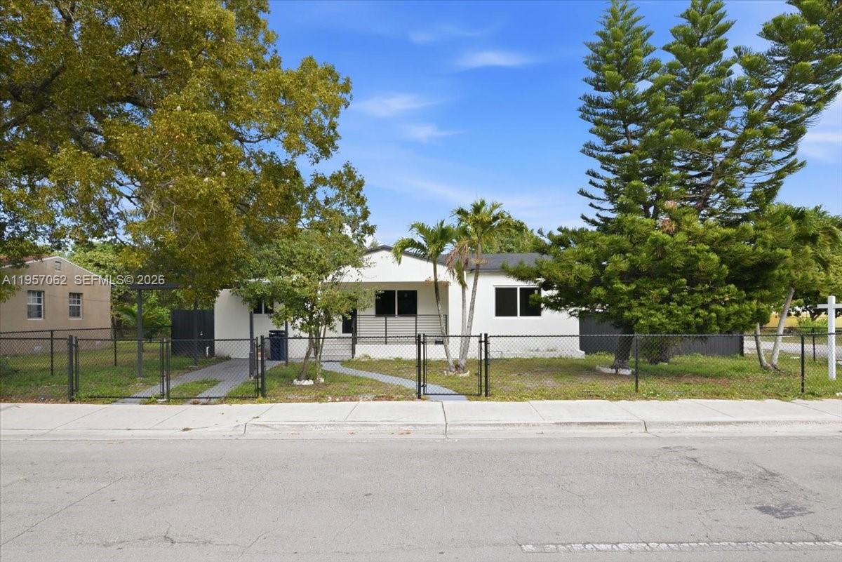 OPA LOCKA 2ND REV PL - Residential