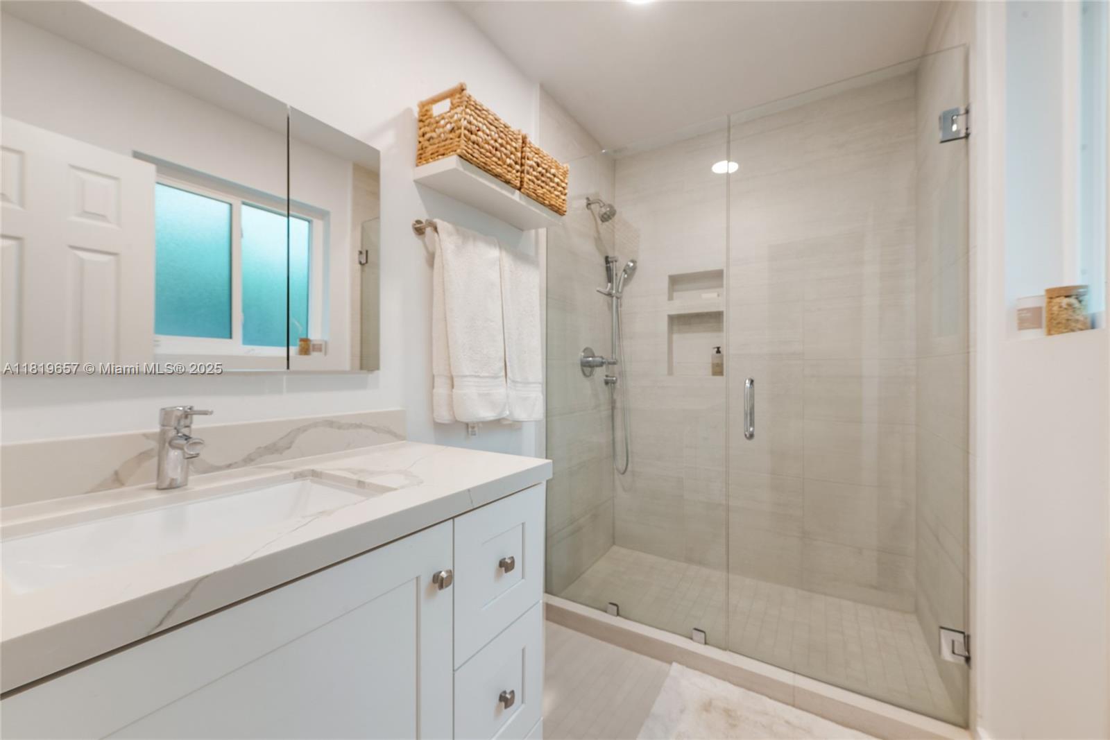 CORAL GABLES RIVIERA SEC - Residential Lease