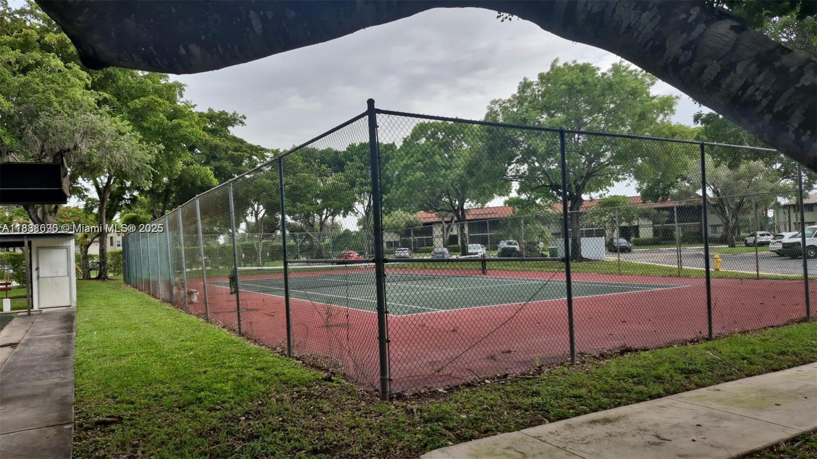 TAMARAC GARDENS CONDOMINI - Residential