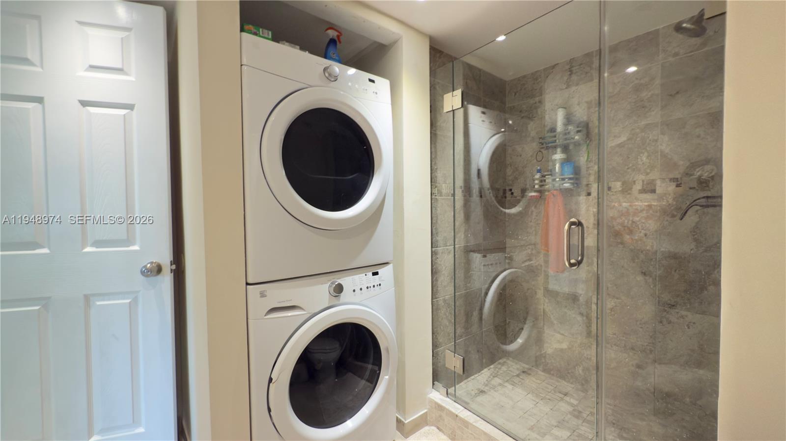 RACQUET CLUB APARTMENTS A - Residential