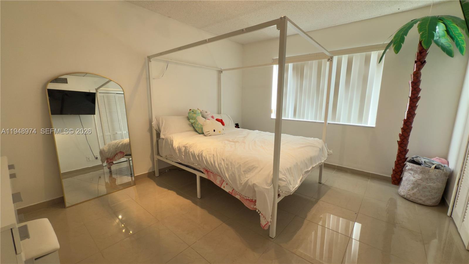 RACQUET CLUB APARTMENTS A - Residential