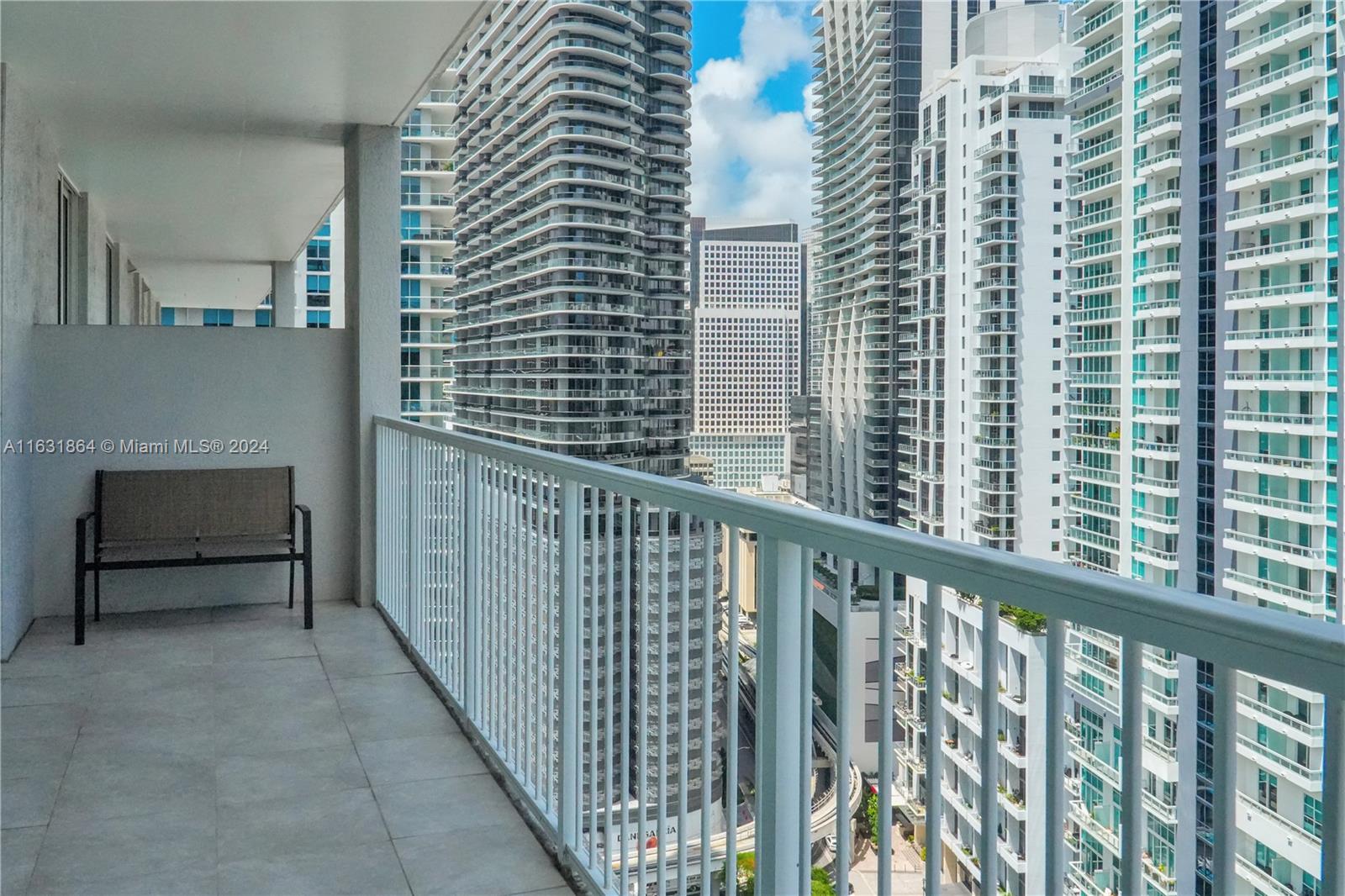 VUE AT BRICKELL CONDO - Residential