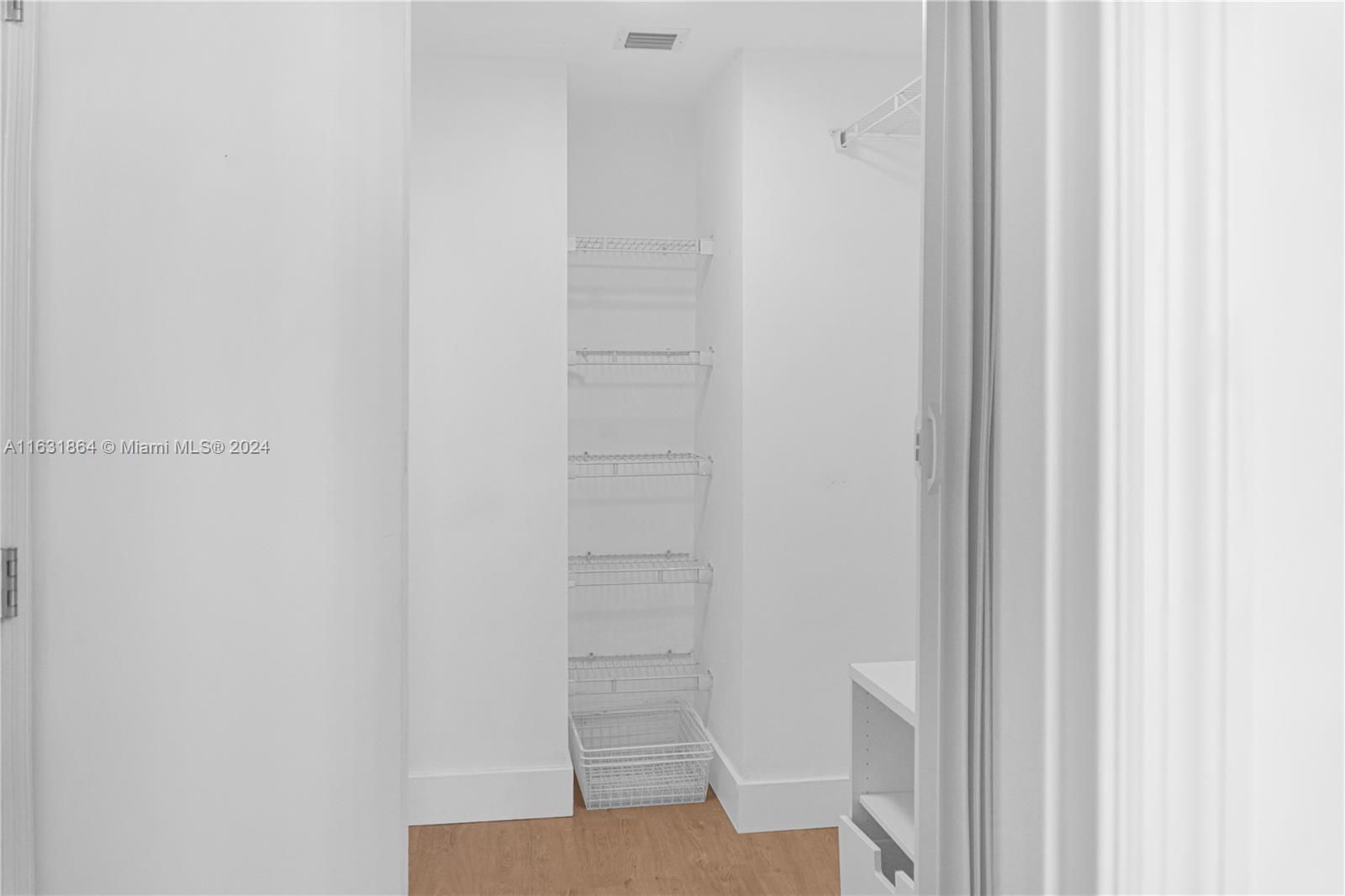 VUE AT BRICKELL CONDO - Residential