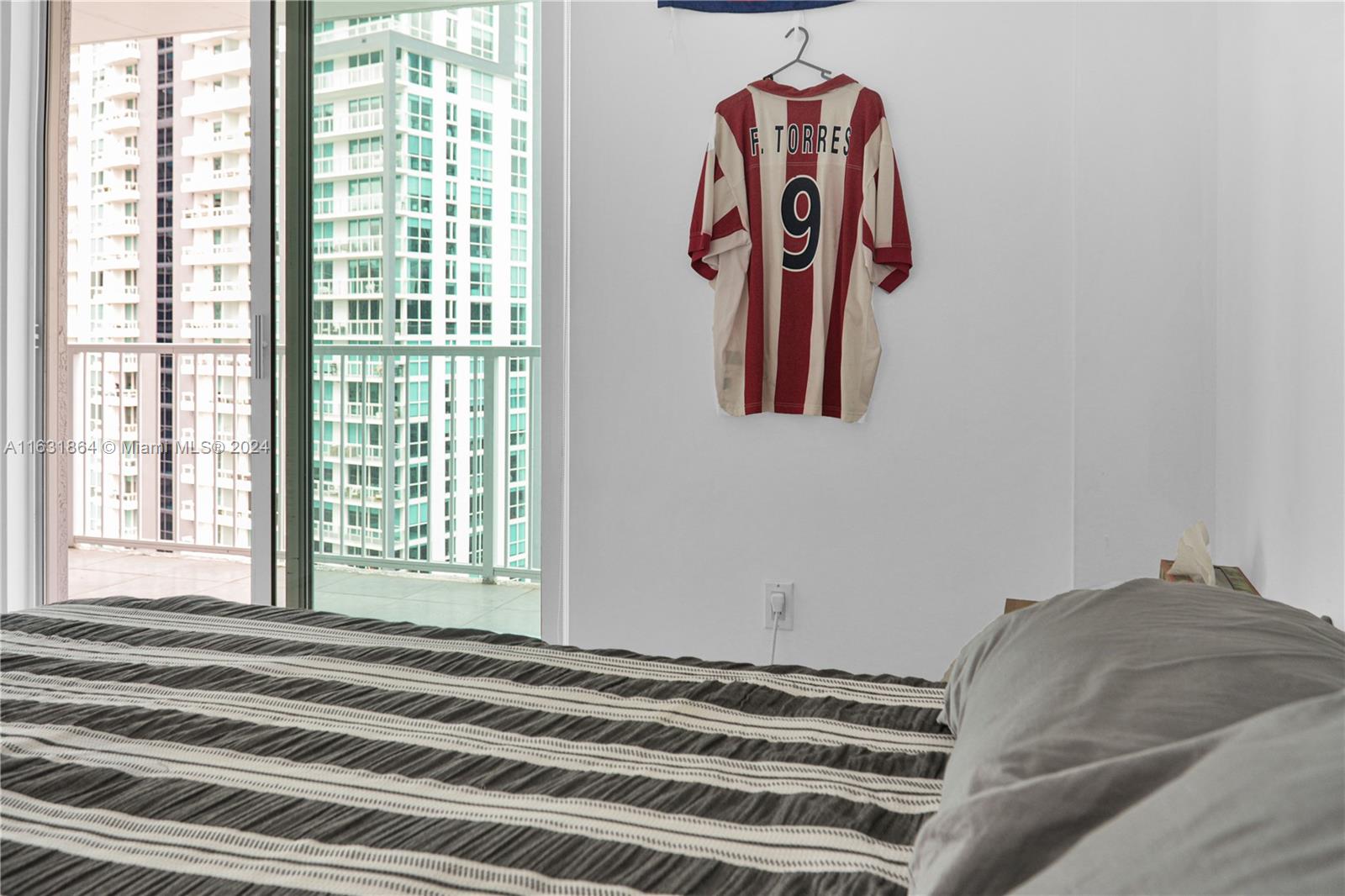 VUE AT BRICKELL CONDO - Residential
