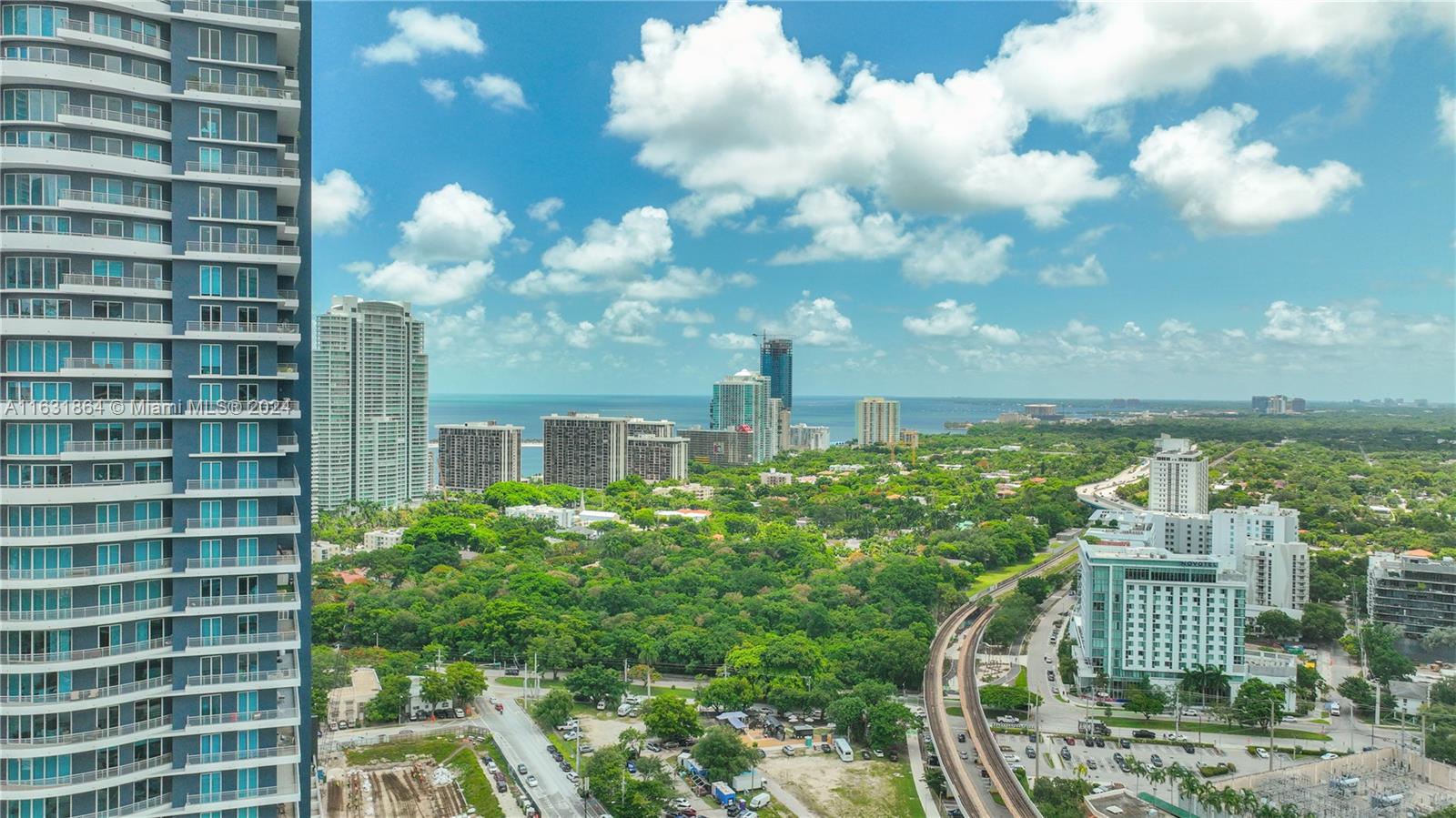 VUE AT BRICKELL CONDO - Residential