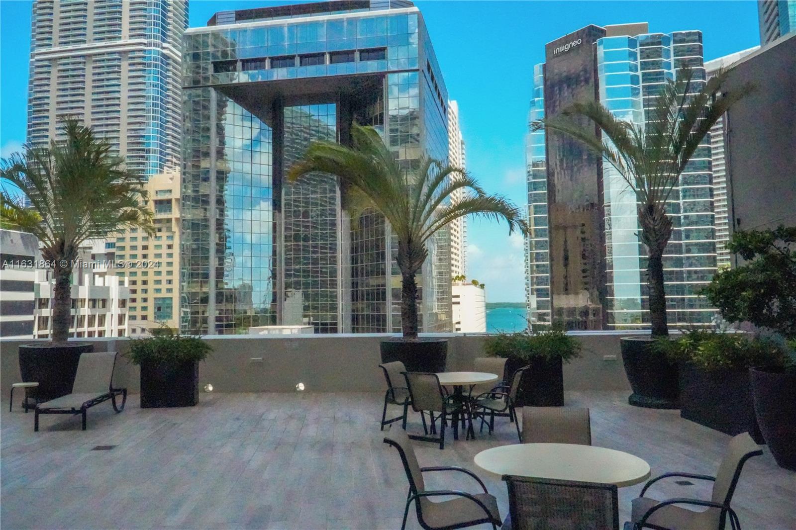 VUE AT BRICKELL CONDO - Residential