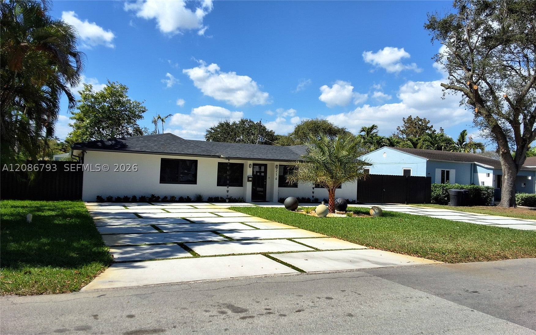 216 Shadow Way