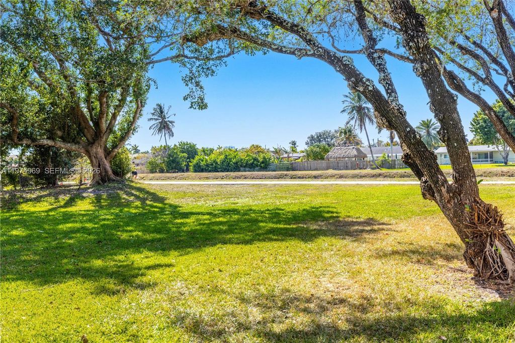 Photo of 11180 NW 35th St #11180, Sunrise, FL 33351 (MLS # A11974969)