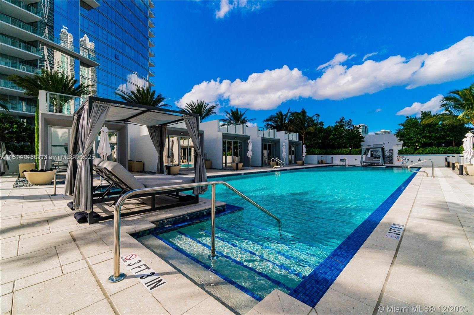 PARAMOUNT MIAMI WORLDCENT - Residential Lease