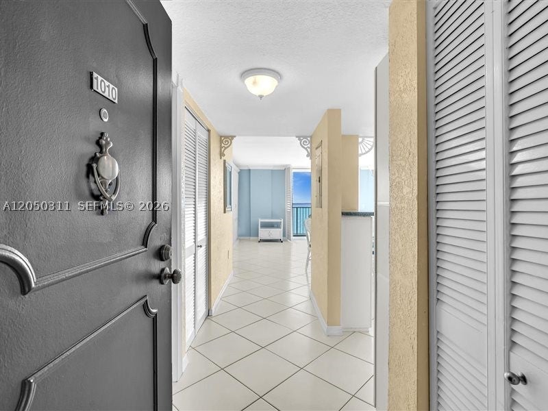 9273 Collins Ave 1010