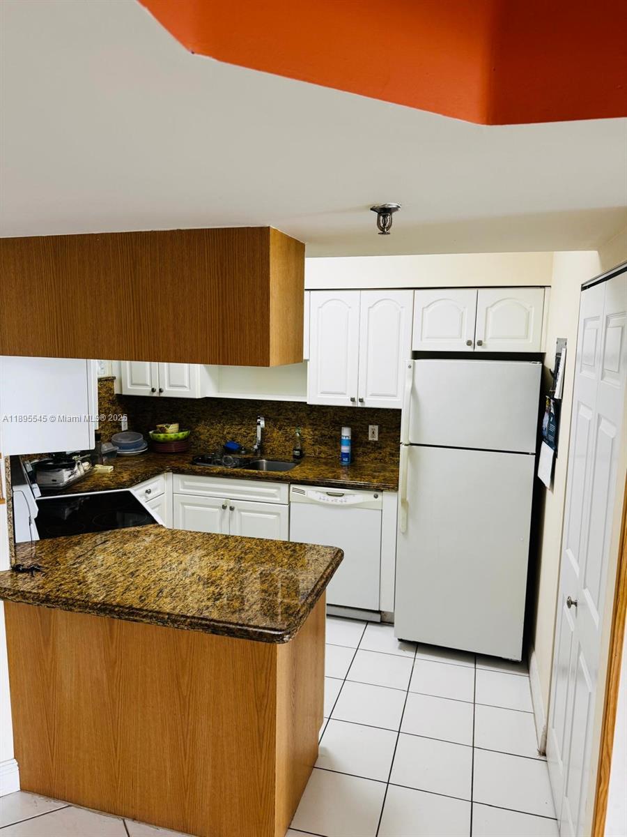 OCEAN 91 CONDO - Residential