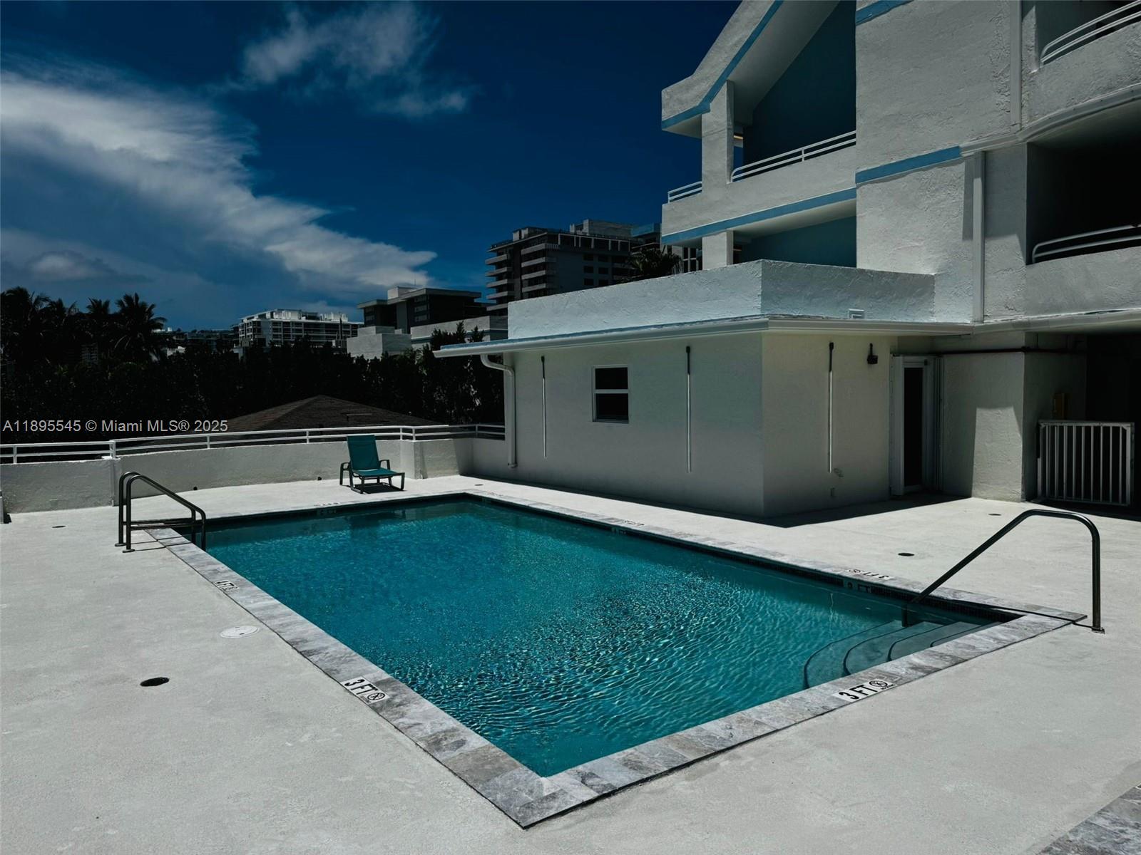 OCEAN 91 CONDO - Residential
