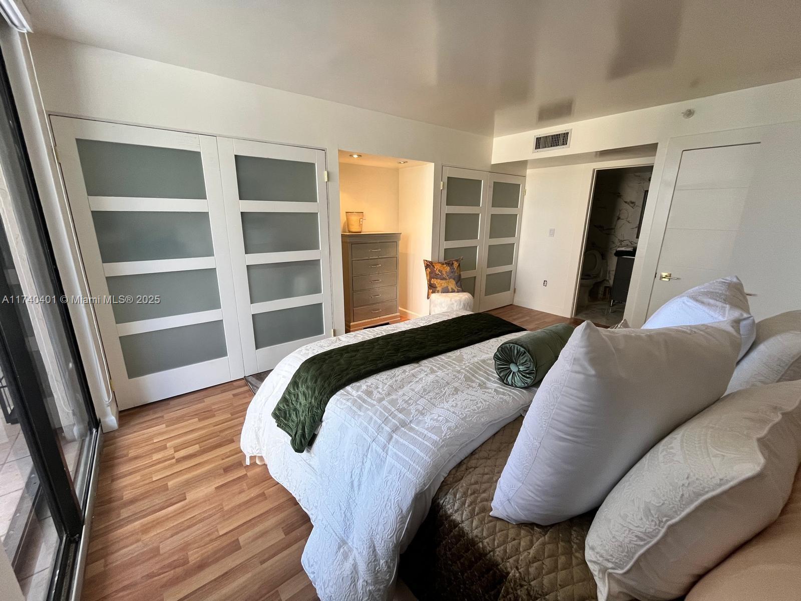 BRICKELL KEY II CONDO - Residential