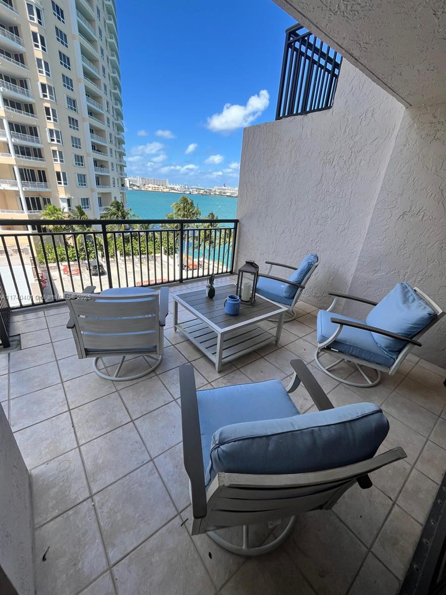 540 Brickell Key Dr 728