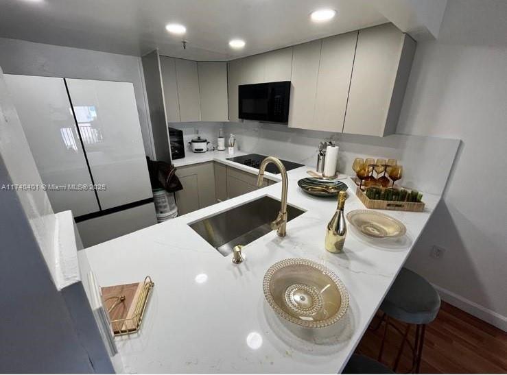 BRICKELL KEY II CONDO - Residential