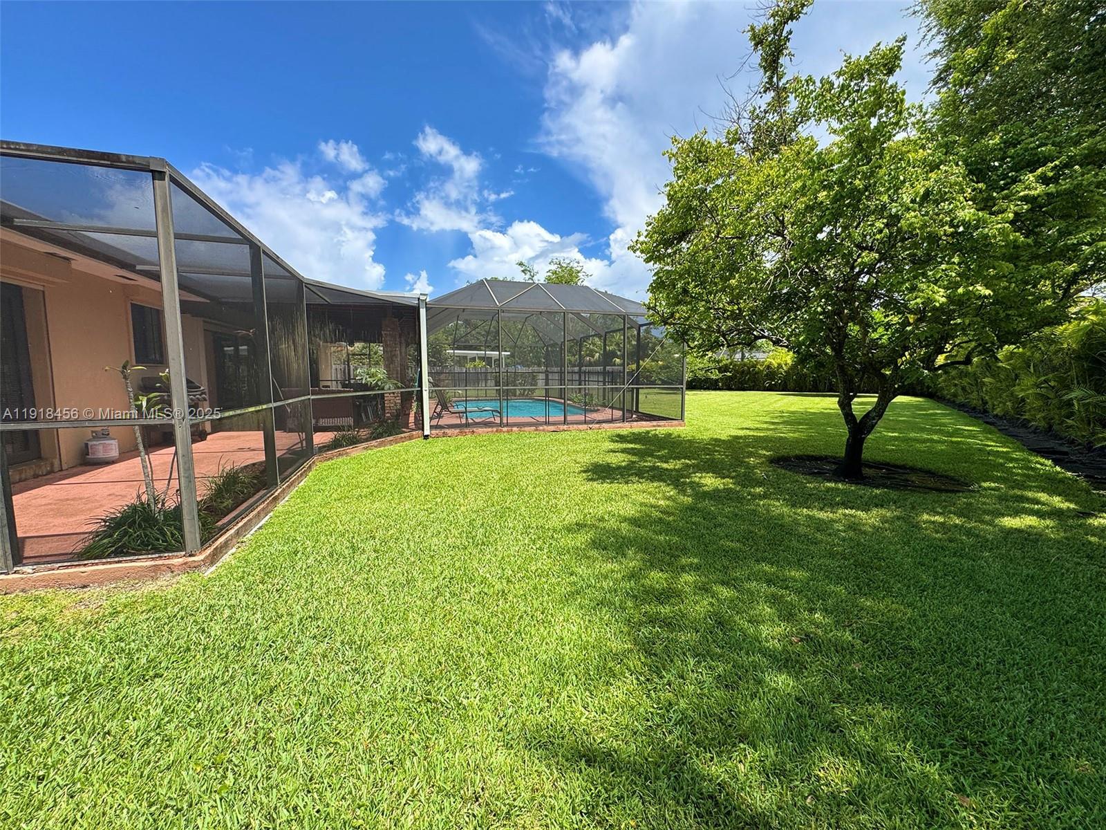 CORAL REEF ESTS 6TH ADDN - Residential