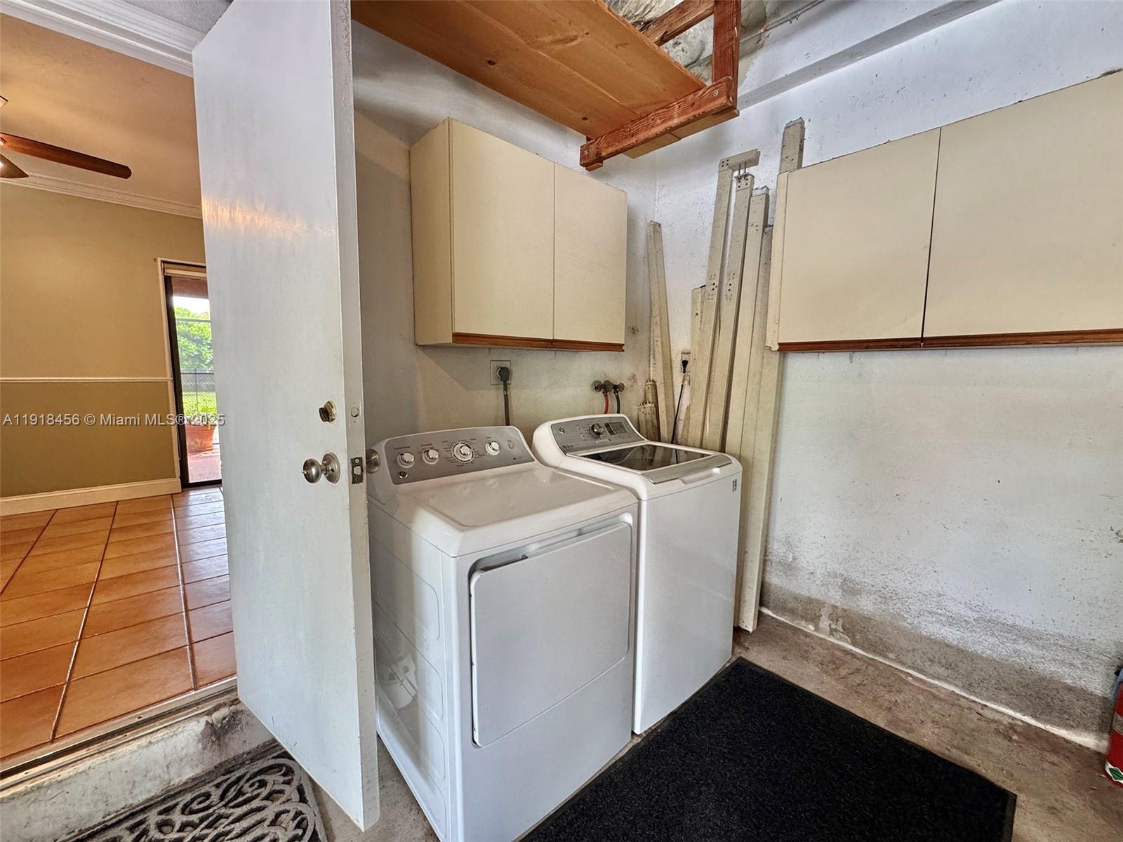 CORAL REEF ESTS 6TH ADDN - Residential