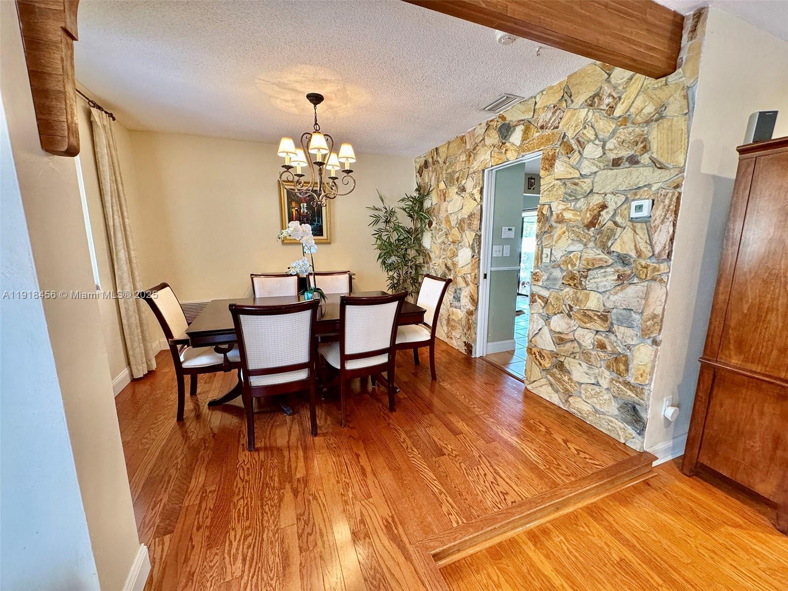 CORAL REEF ESTS 6TH ADDN - Residential