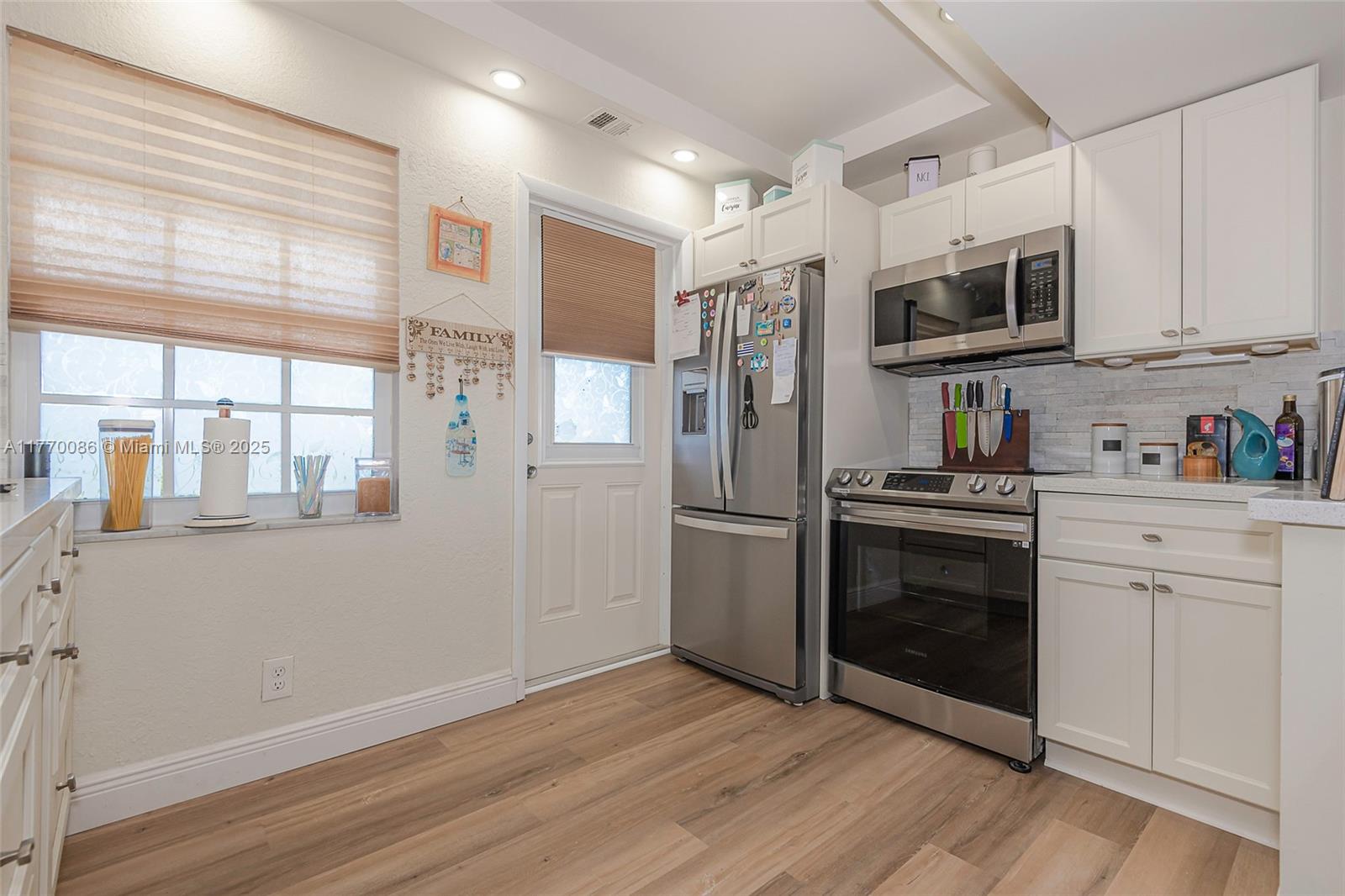 NO 13 PALM-AIRE COUNTRY C - Residential