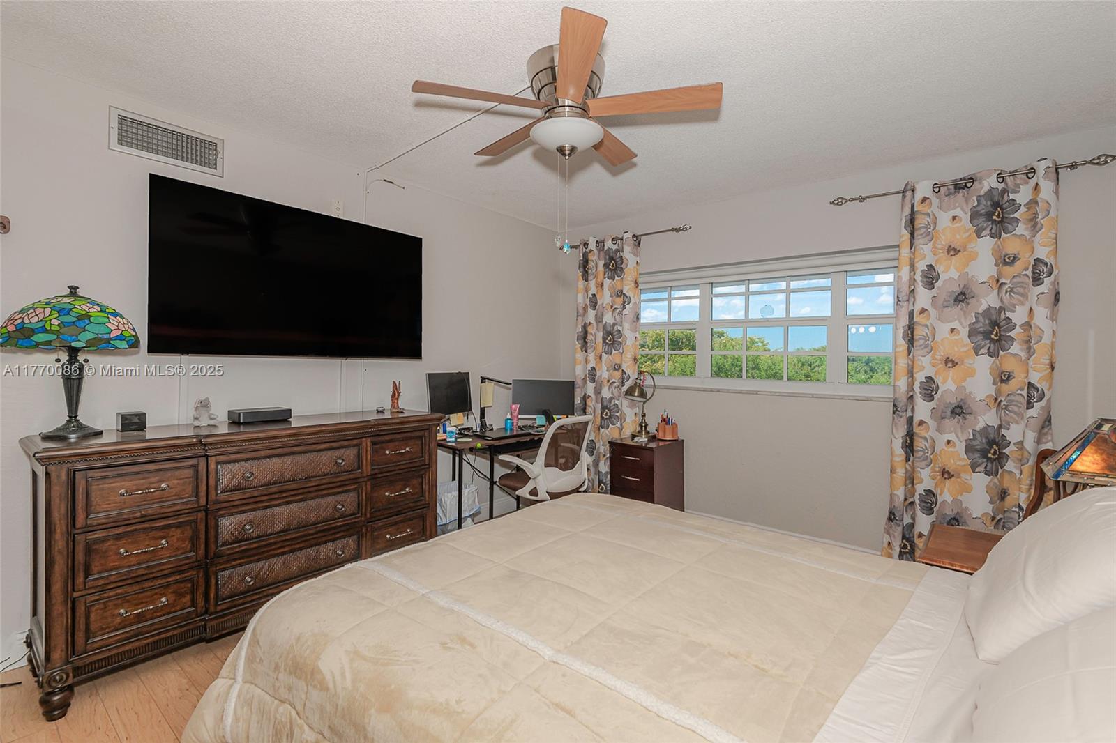 NO 13 PALM-AIRE COUNTRY C - Residential
