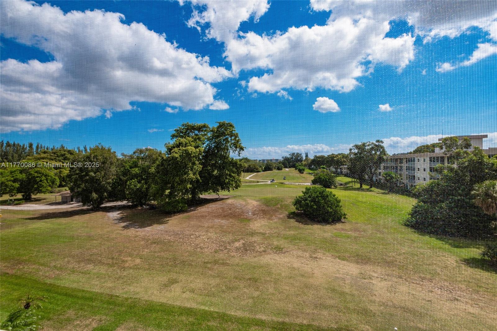 NO 13 PALM-AIRE COUNTRY C - Residential
