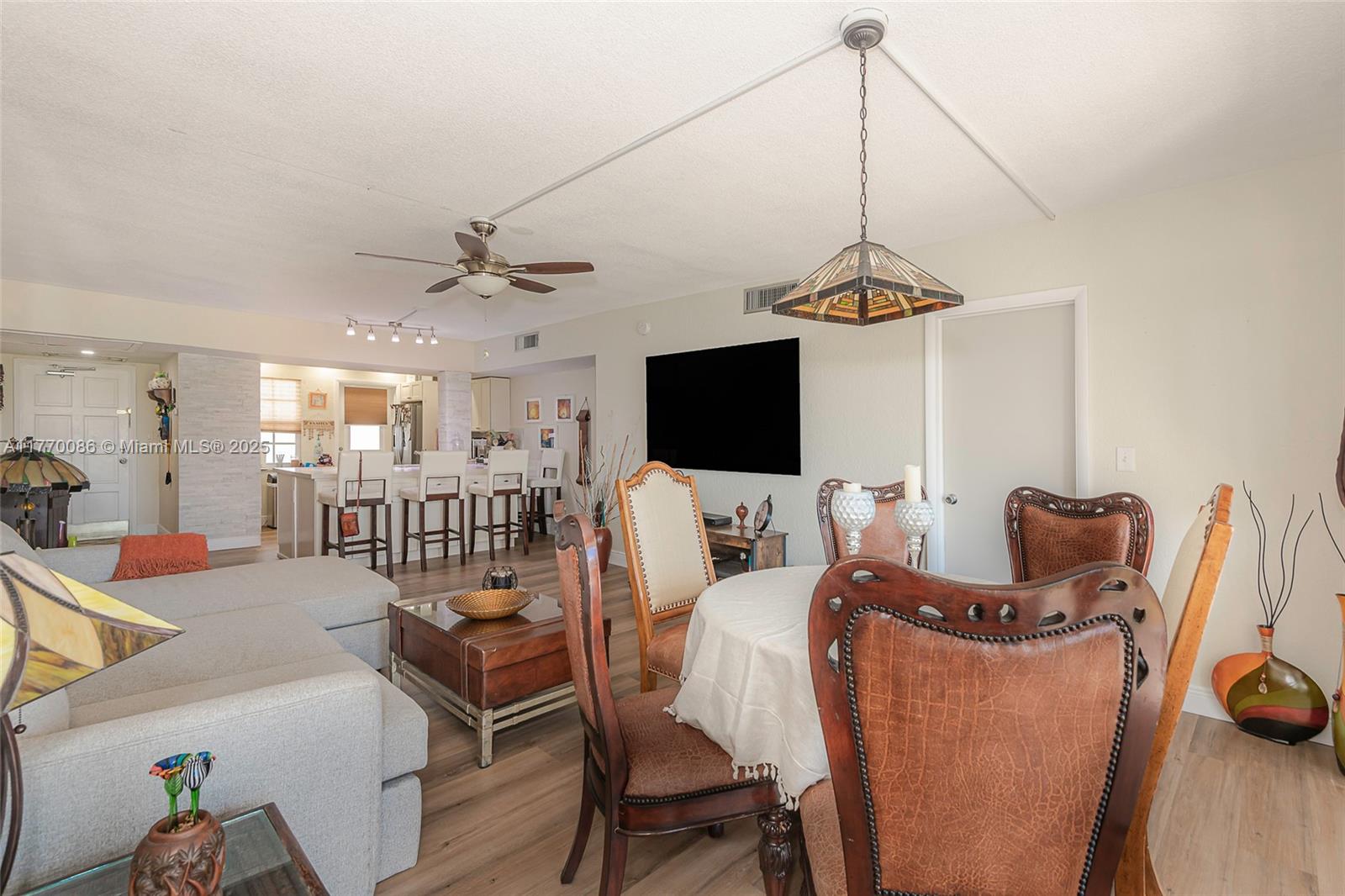 NO 13 PALM-AIRE COUNTRY C - Residential