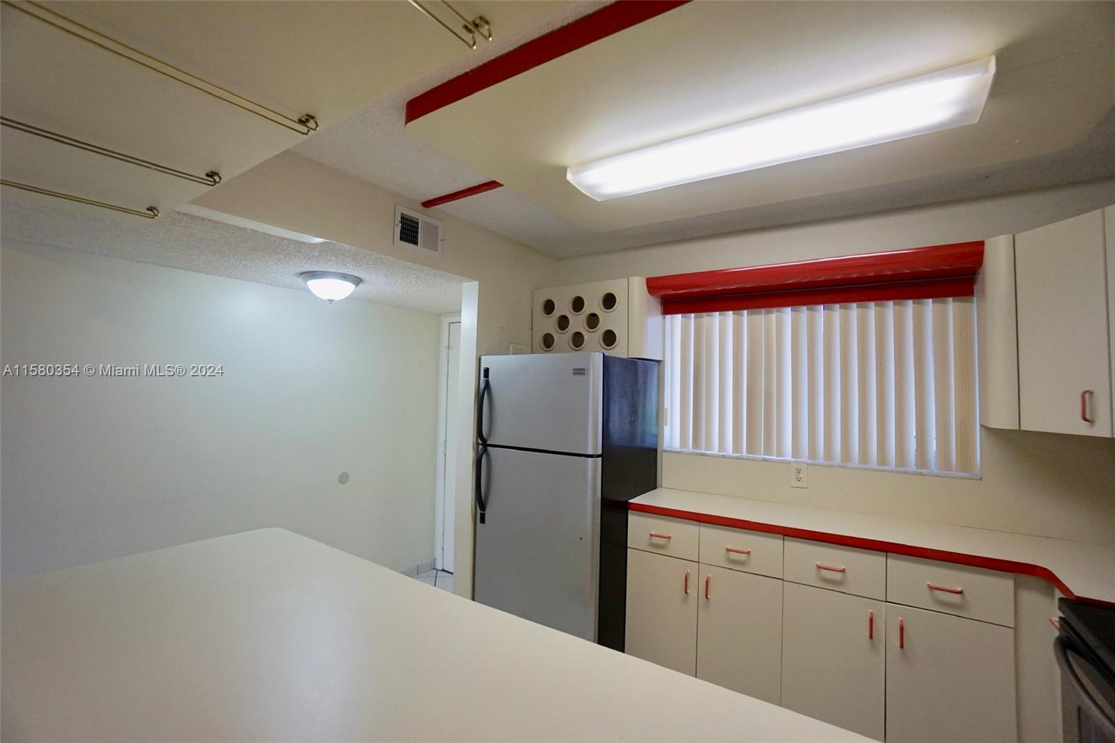 COUNTRY LANE CONDO #1 - Residential Lease