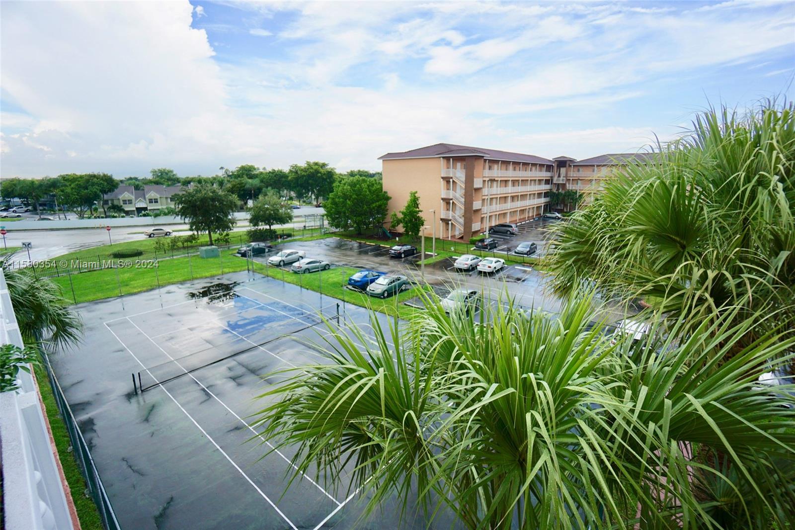 COUNTRY LANE CONDO #1 - Residential Lease