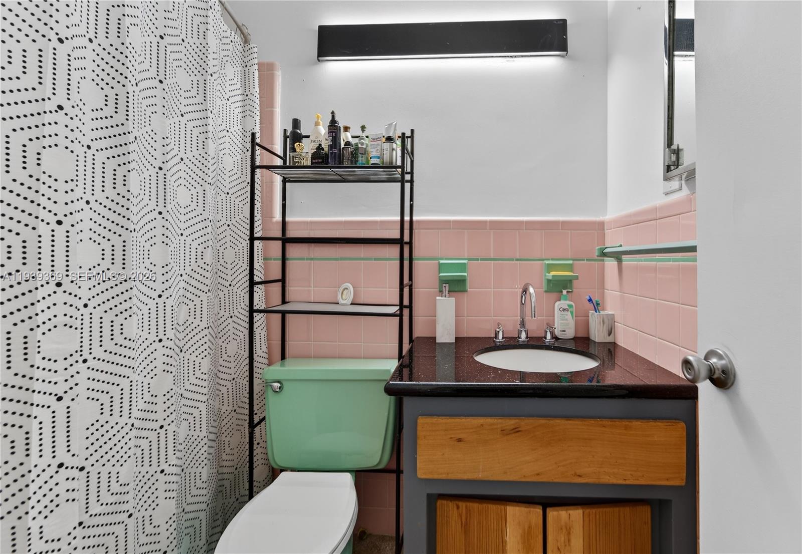 RIVER PARK UNIT 2 - Residential