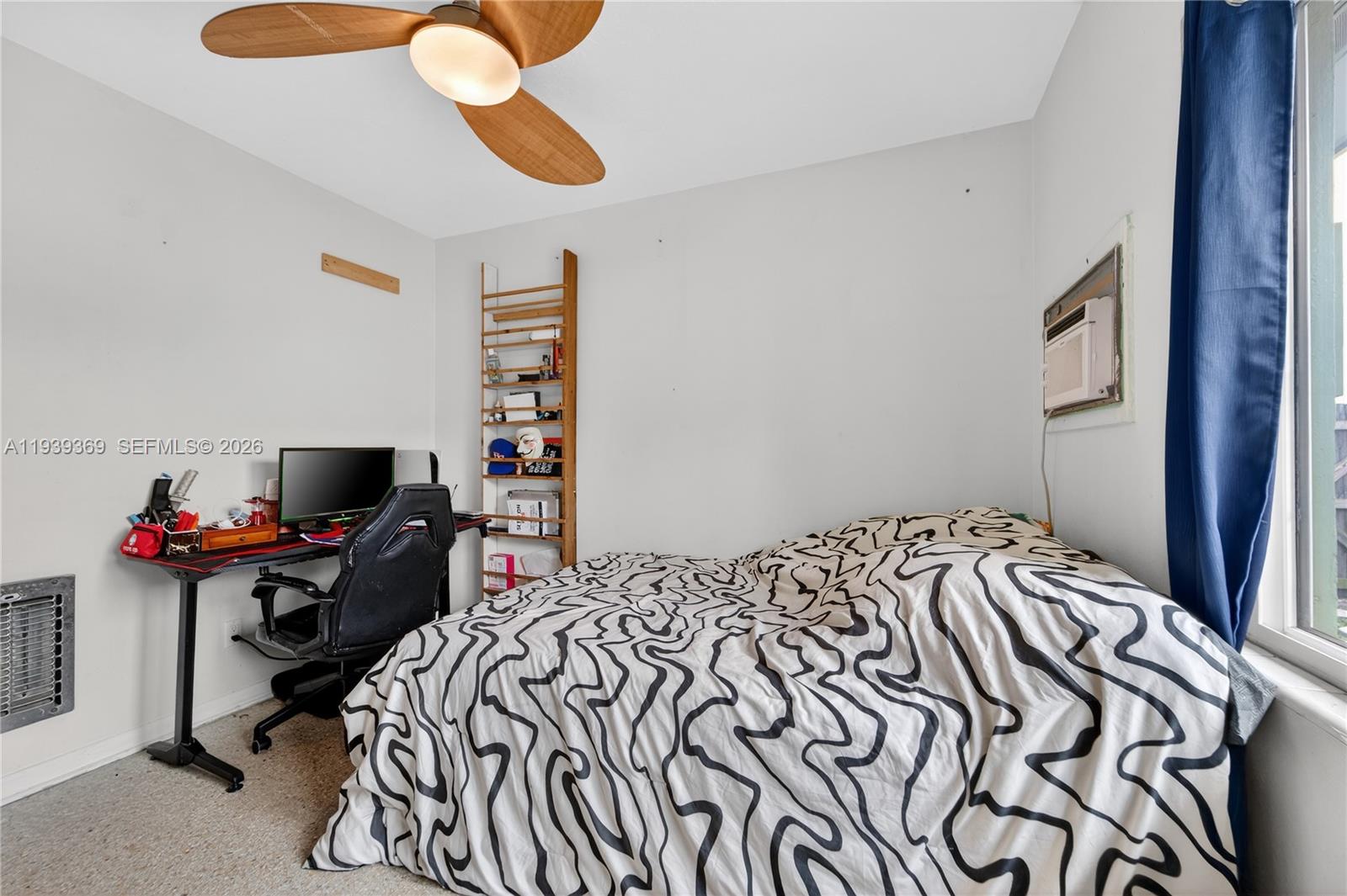 RIVER PARK UNIT 2 - Residential