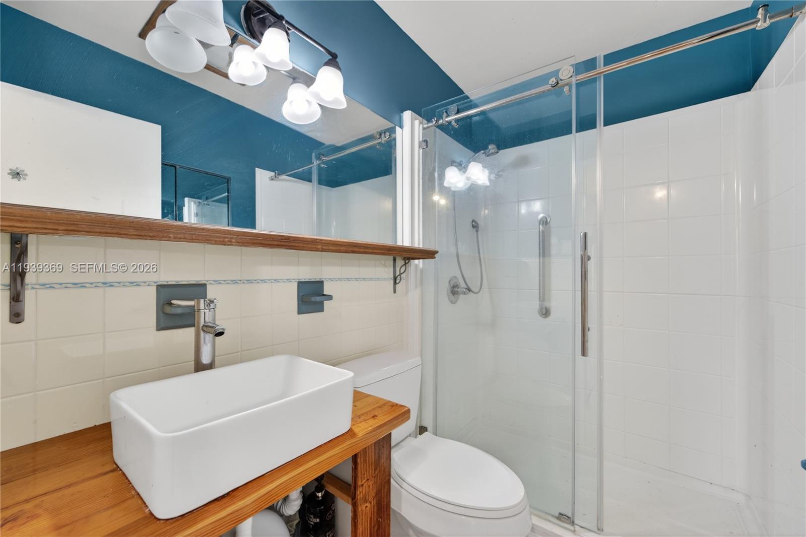 RIVER PARK UNIT 2 - Residential