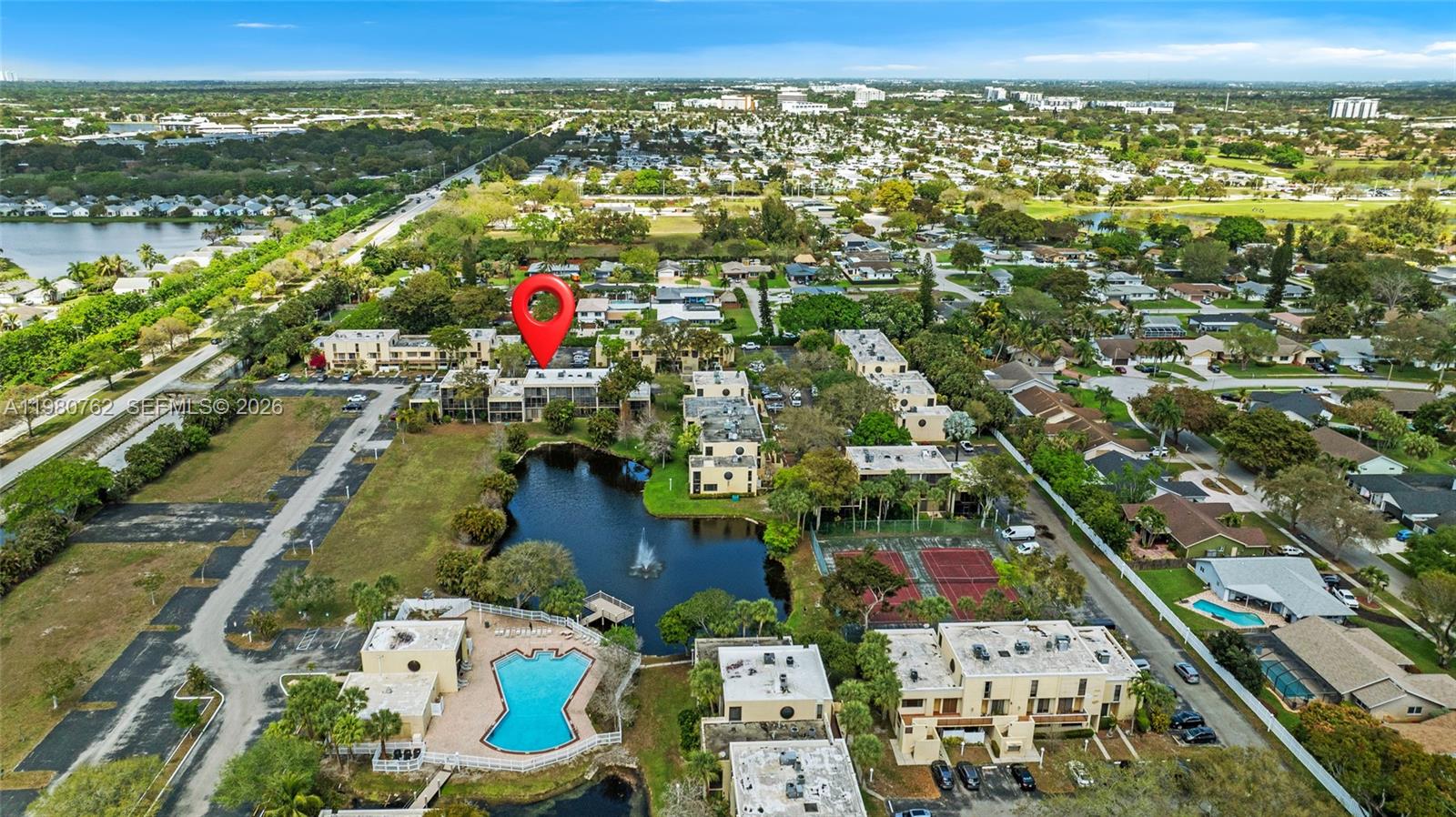 HARVEST SECTION FOUR COND - Residential