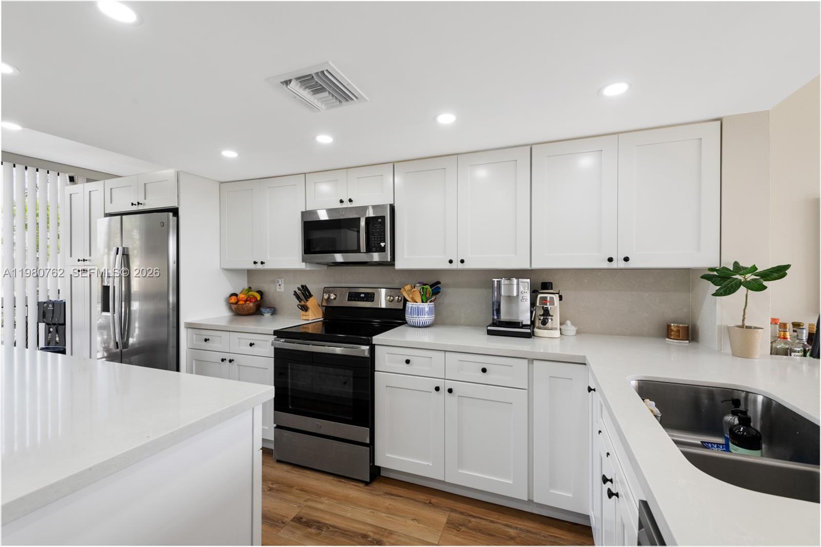 HARVEST SECTION FOUR COND - Residential