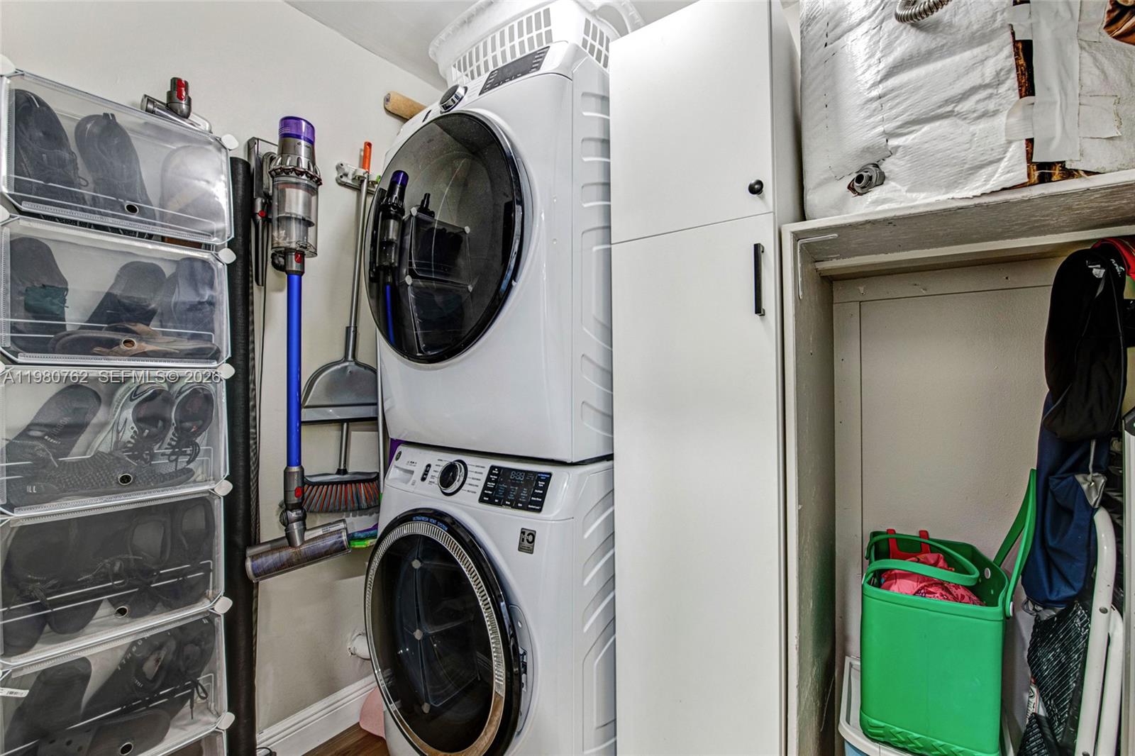 HARVEST SECTION FOUR COND - Residential